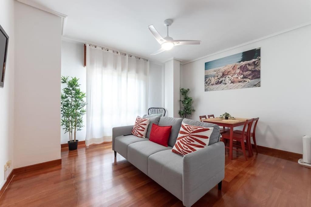Acogedor Piso En Santurtzi .Parking Privado Apartment Exterior foto